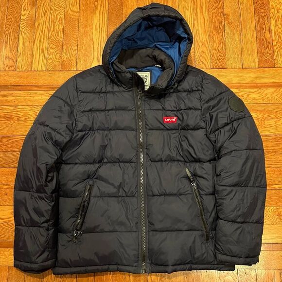 Levi’s full zip puffer jacket - Picture 1 of 6